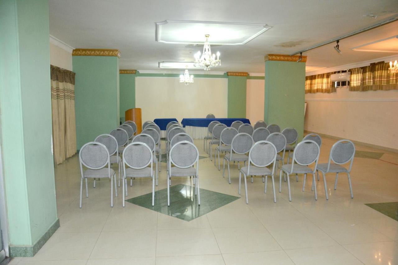 Maicao Internacional Hotel Екстериор снимка